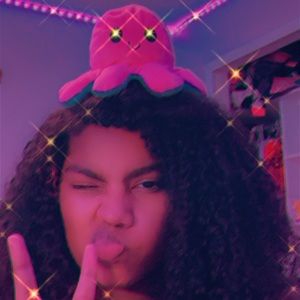 Meet your Posher, Angelita